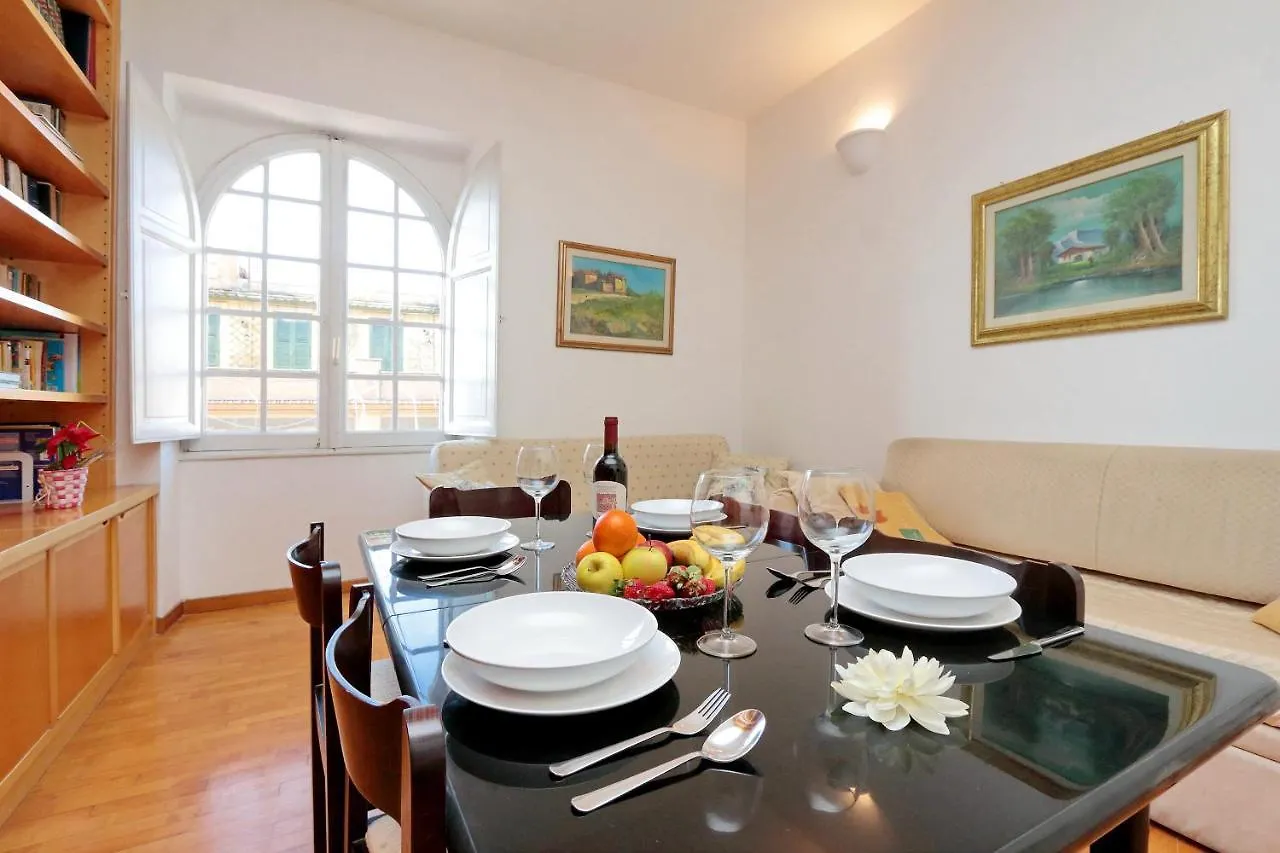 Holiday home Roman Holiday Accommodation Colosseum Italy