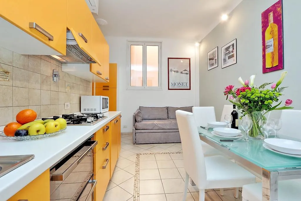 Holiday home Roman Holiday Accommodation Colosseum